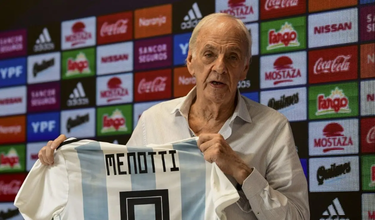 Macri expresó en redes sociales su pesar por el fallecimiento de César Luis Menotti